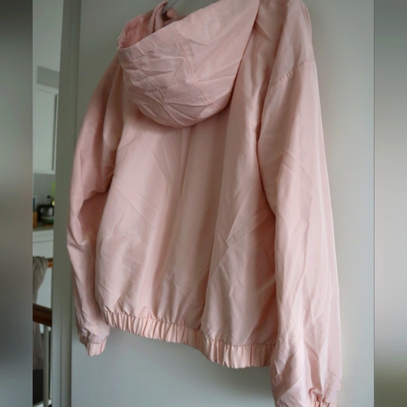 Forever21 satin track jacket with hoodie Pink sz S relax fit - Picture 9 of 14